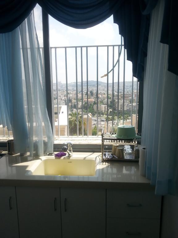 Holyland Apartments Jerusalem Room photo